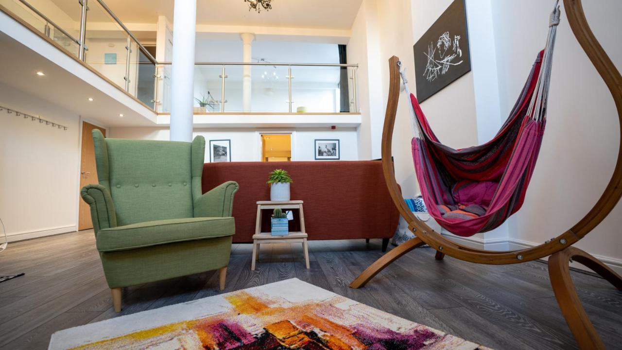 Stunning Mezzanine Apartment Near City Centre Cardiff Kültér fotó