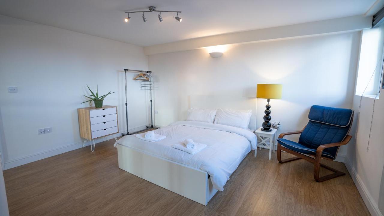 Stunning Mezzanine Apartment Near City Centre Cardiff Kültér fotó