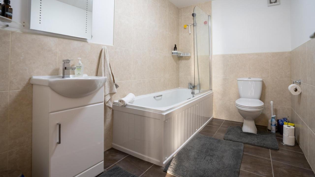 Stunning Mezzanine Apartment Near City Centre Cardiff Kültér fotó