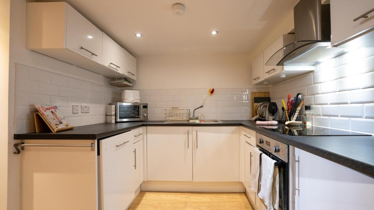 Stunning Mezzanine Apartment Near City Centre Cardiff Kültér fotó